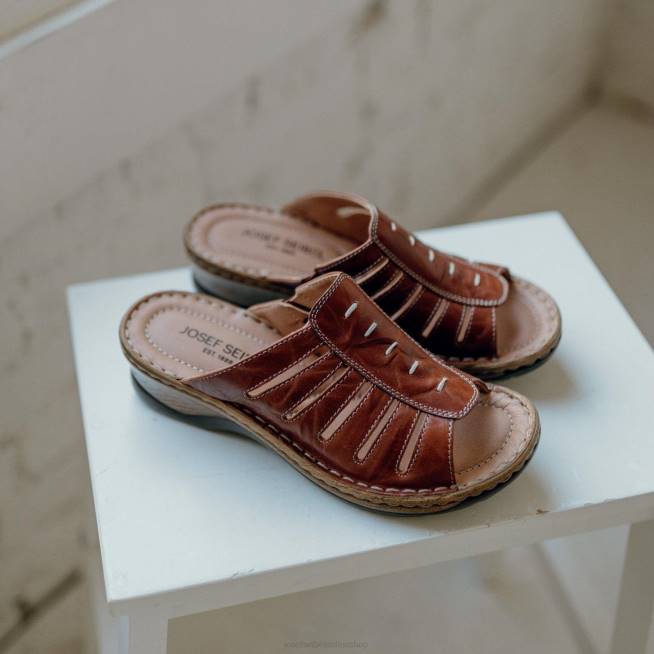 Women Josef Seibel Catalonia 77 Sandals BRANDY 804880